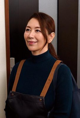 Chisato Shoda: A prima vista sembra una normale governante, ma in realtà è una donna troia con il temperamento di una regina! ? Shoda… (21P)