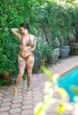 (Suicide Girls) 14 agosto 2025 – Juneeberri – La mia estate (48P)