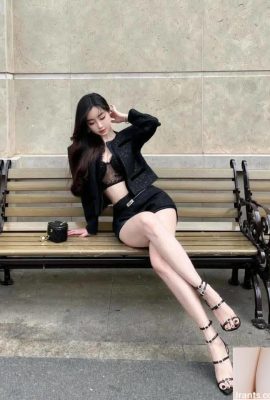 Ragazza con belle gambe