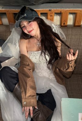 Sviluppo inaspettato! Lin Xiang ha una dolce figura da cheerleader e un rapporto di busto feroce che è sorprendente (14P)